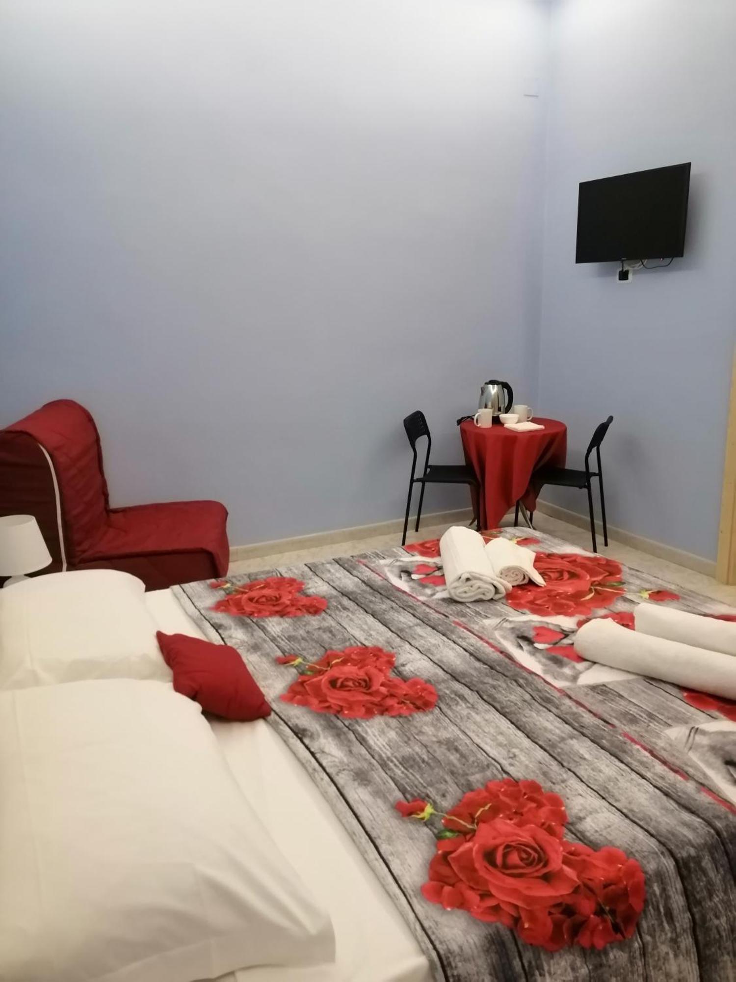 Francesco Home Неаполь Екстер'єр фото