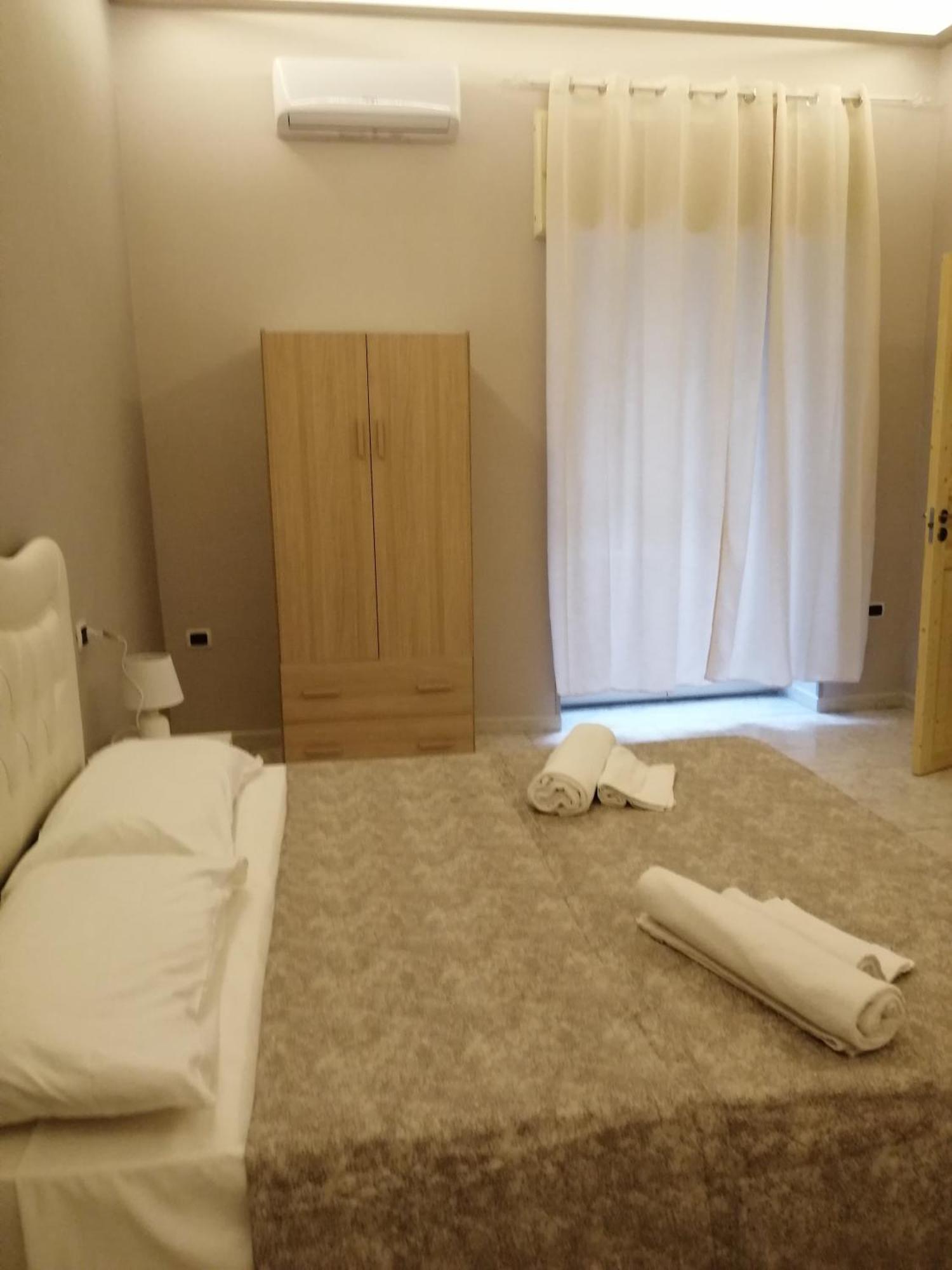 Francesco Home Неаполь Екстер'єр фото