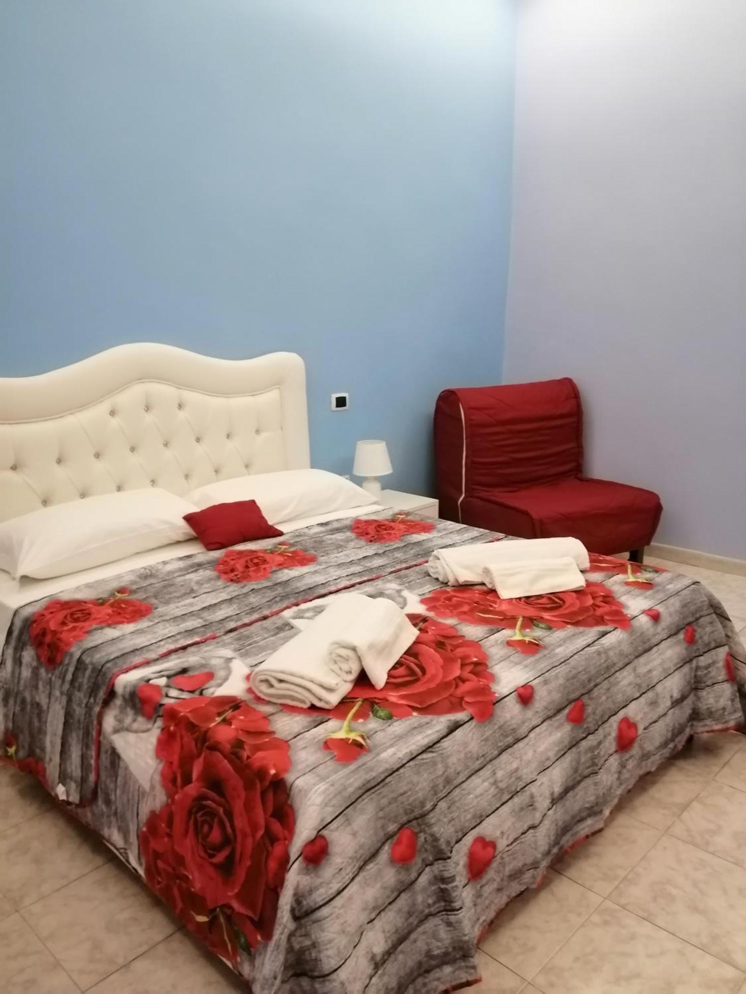 Francesco Home Неаполь Екстер'єр фото